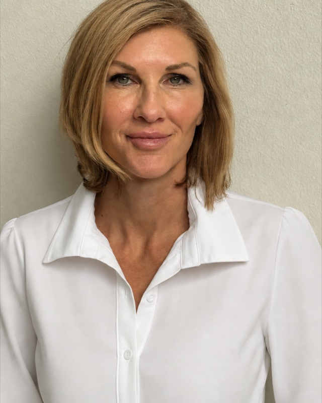 Portrait of Victoria Crosby